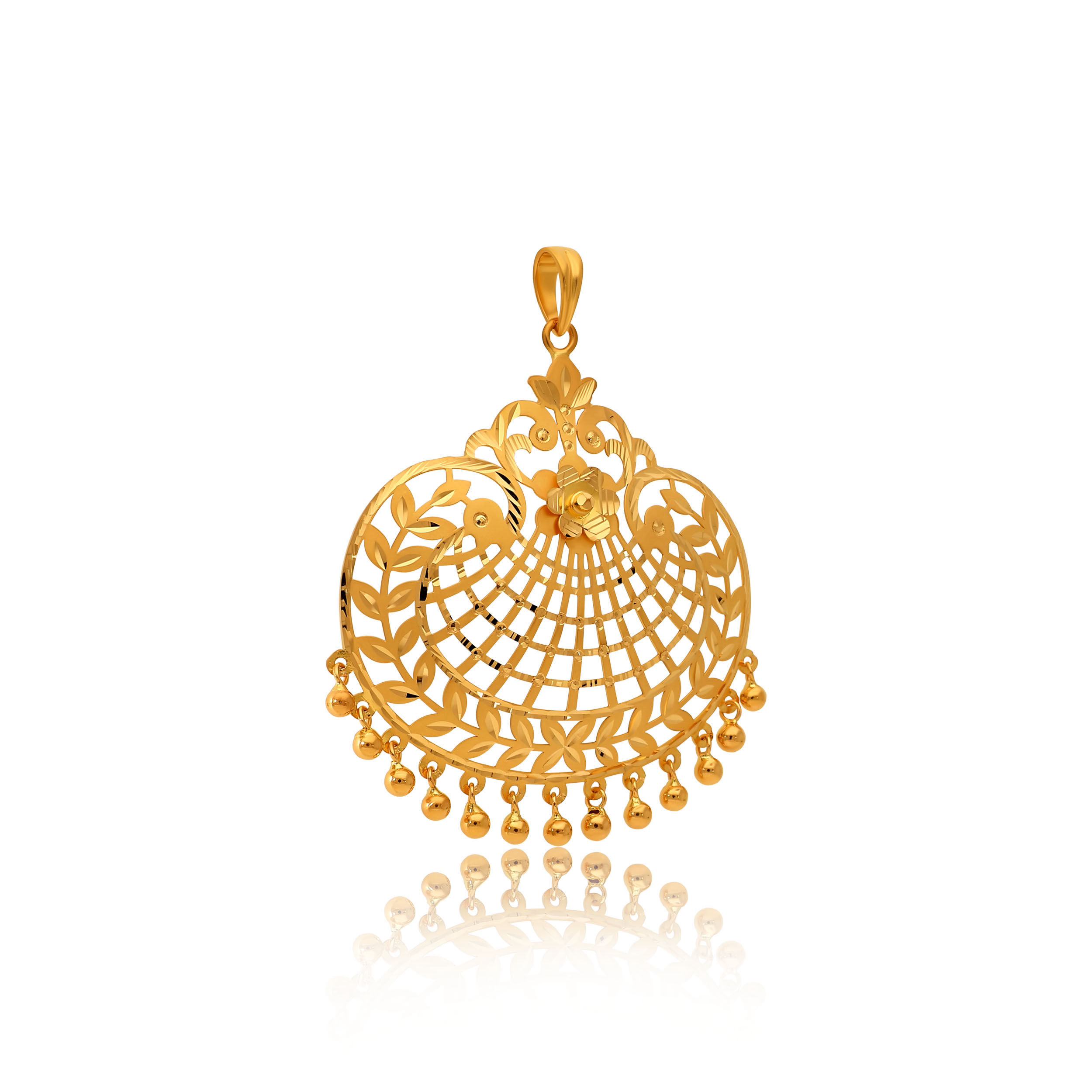 Exquisite Filigree Leaf Gold Pendant - Senco Gold and Diamonds