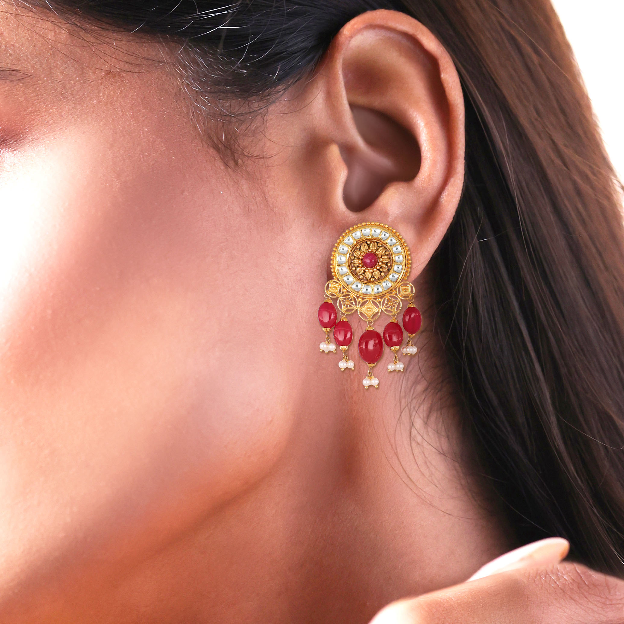 Crimson Cascade Kundan Gold Earrings - Senco Gold and Diamonds