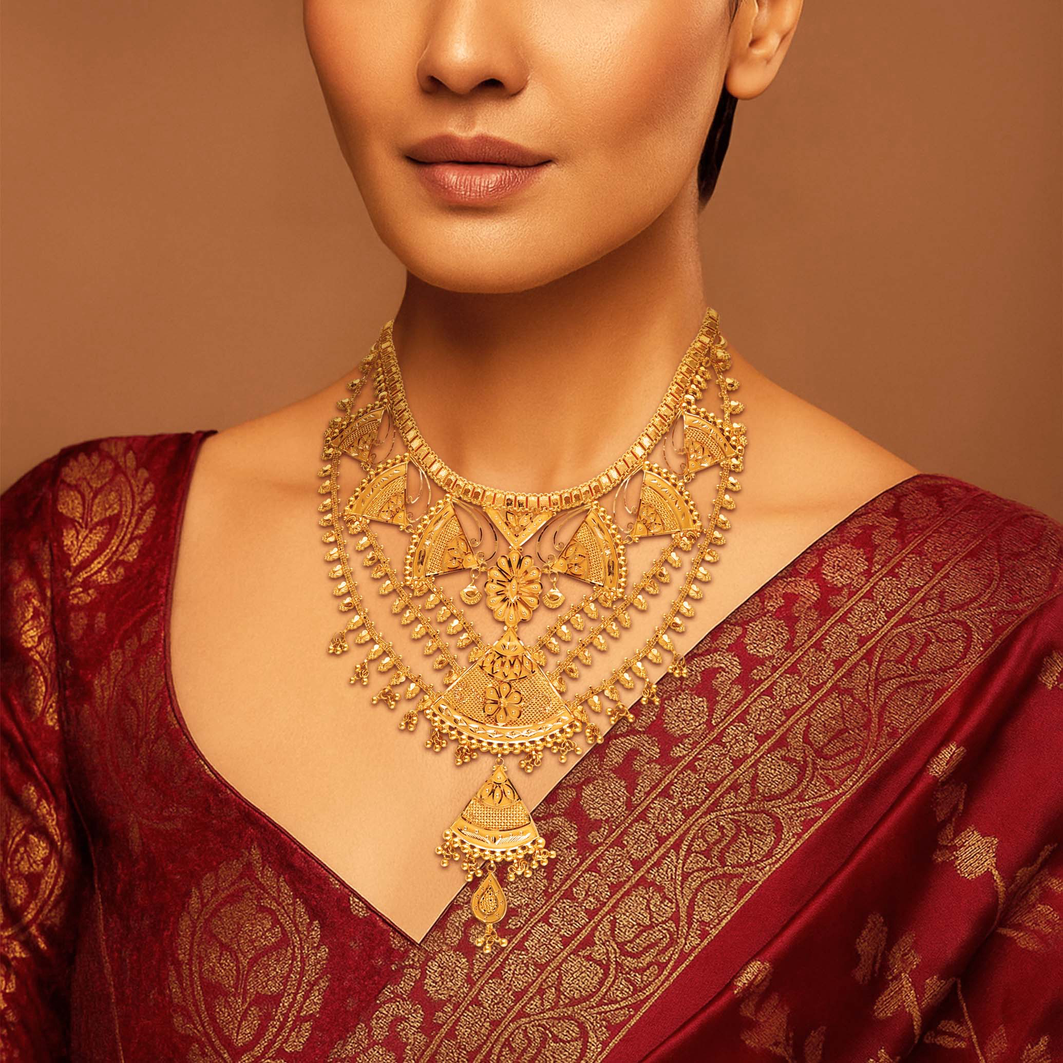 Gilded Majesty Gold Necklace - Senco Gold and Diamonds