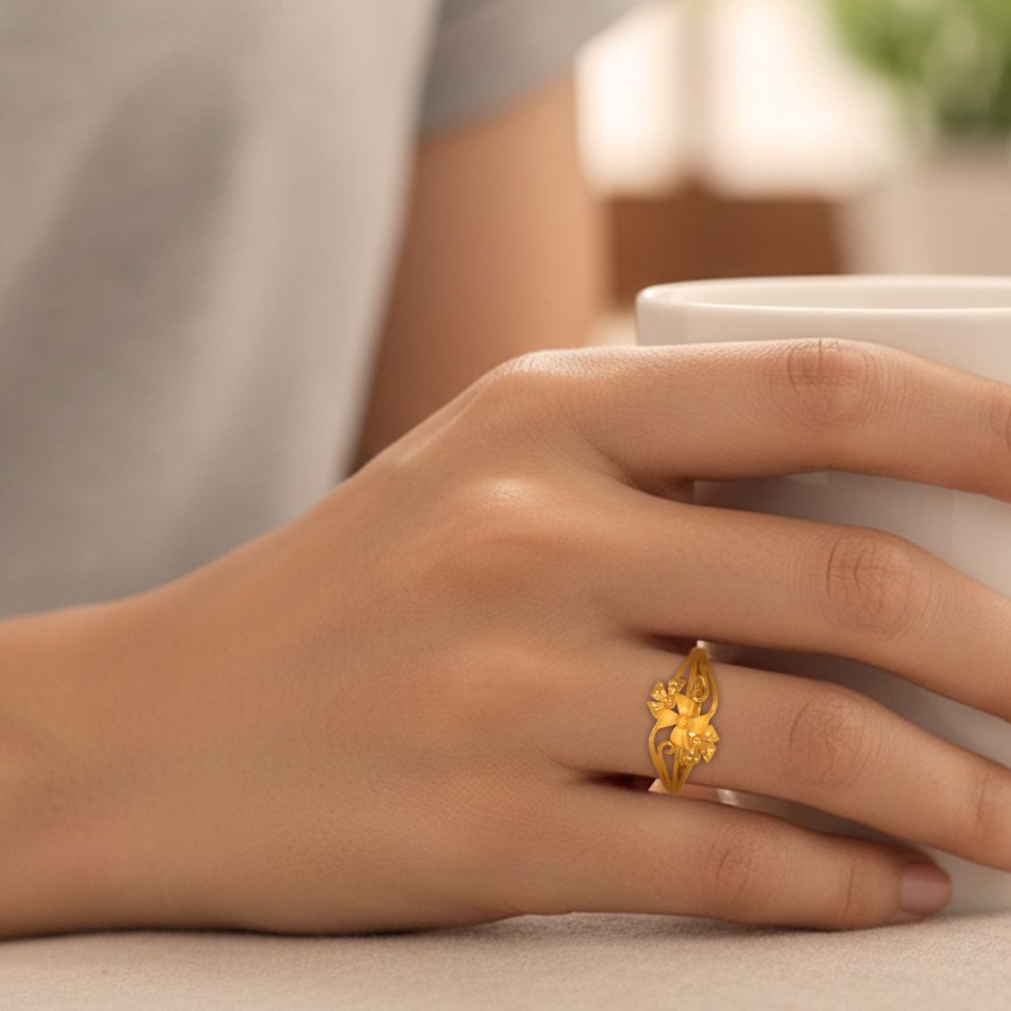 Floral Whirl Gold Ring alternate view 3