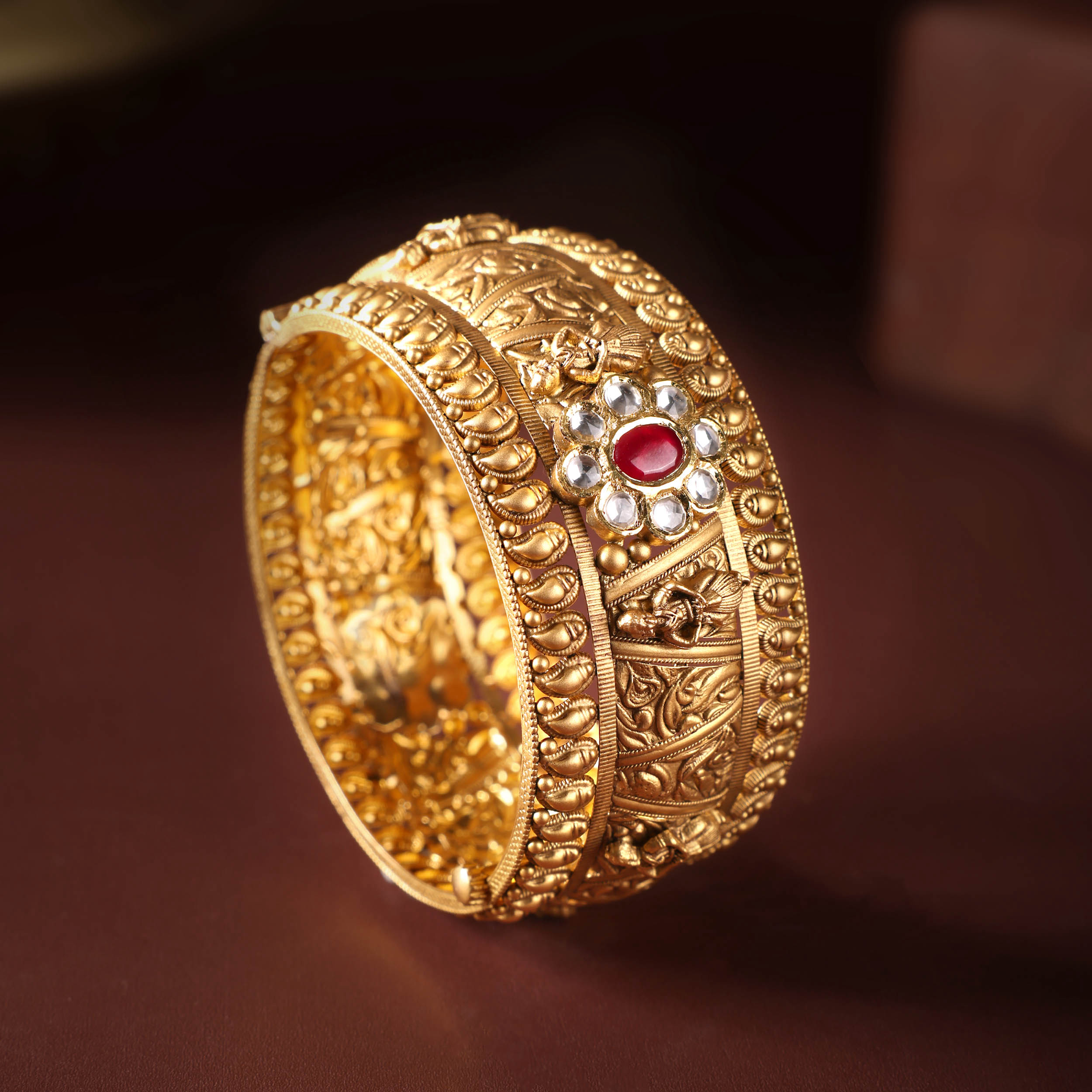 Grandeur Tales Antique Gold Chur - Senco Gold and Diamonds