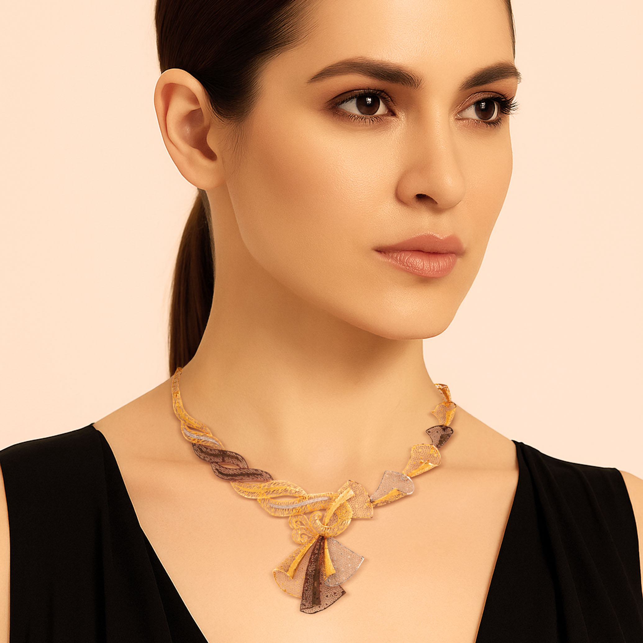 Ornate Twisted Mesh Gold Necklace - Senco Gold and Diamonds
