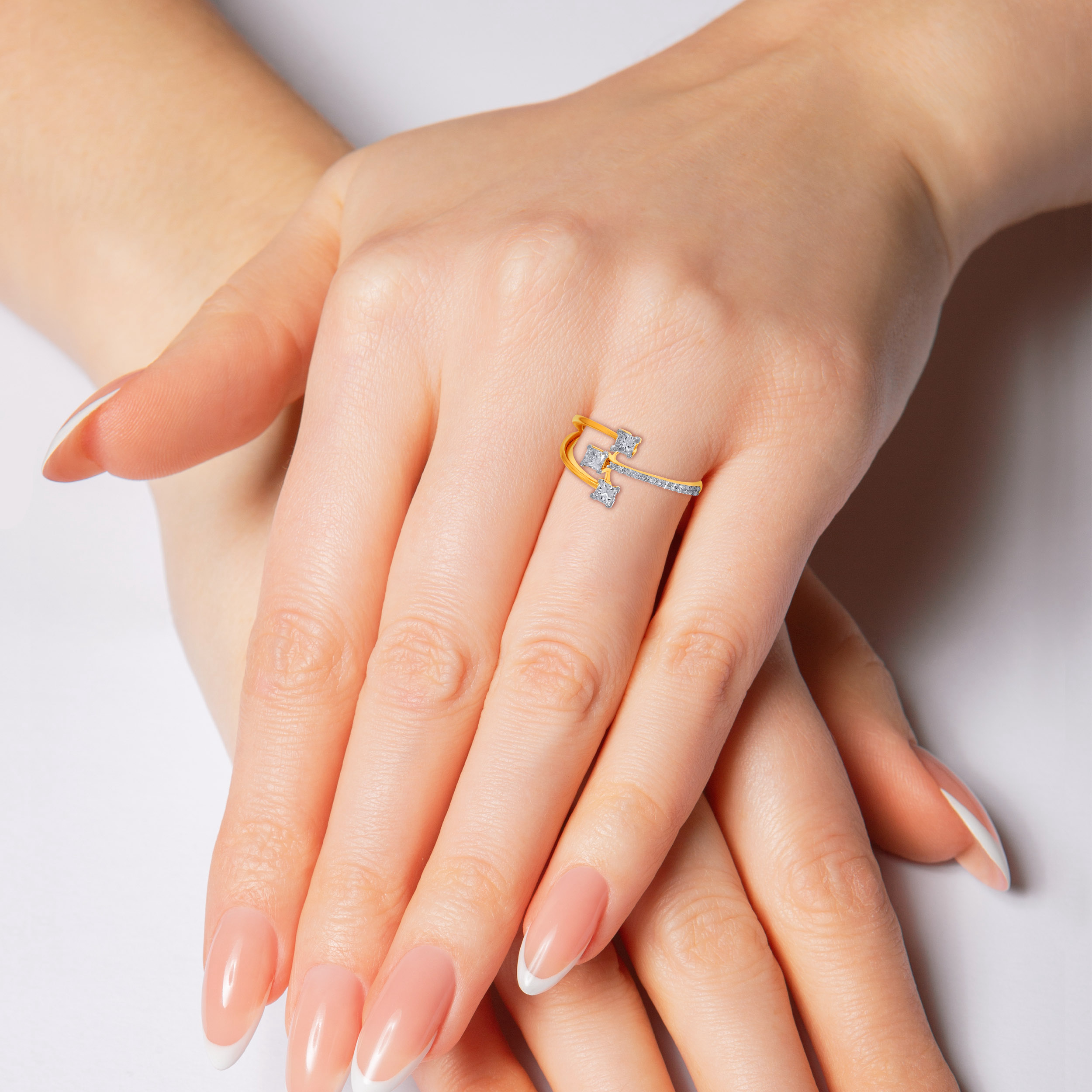 Brilliant Blossom Diamond Ring - Senco Gold and Diamonds