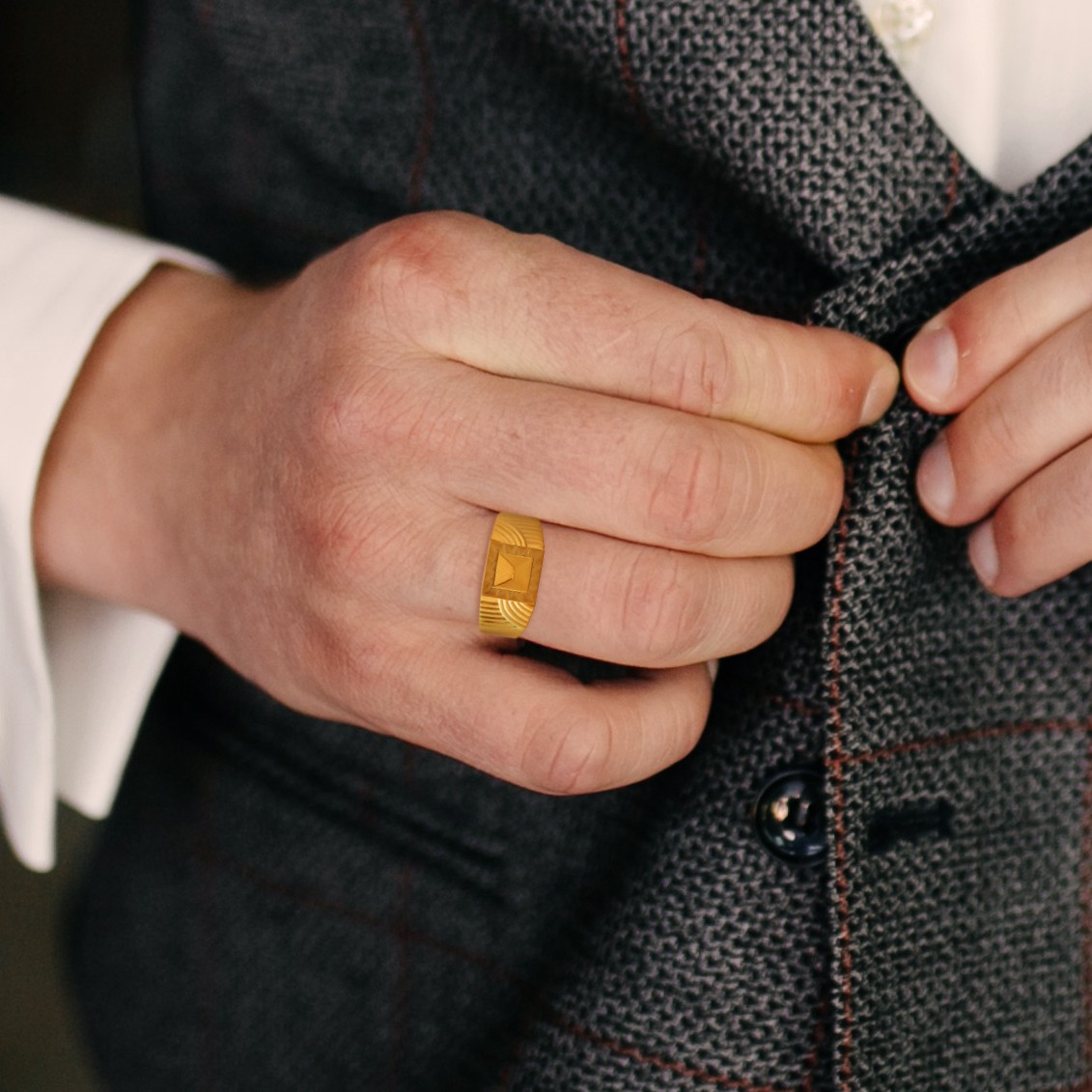 Crestline Men's Gold Ring - Senco Gold and Diamonds