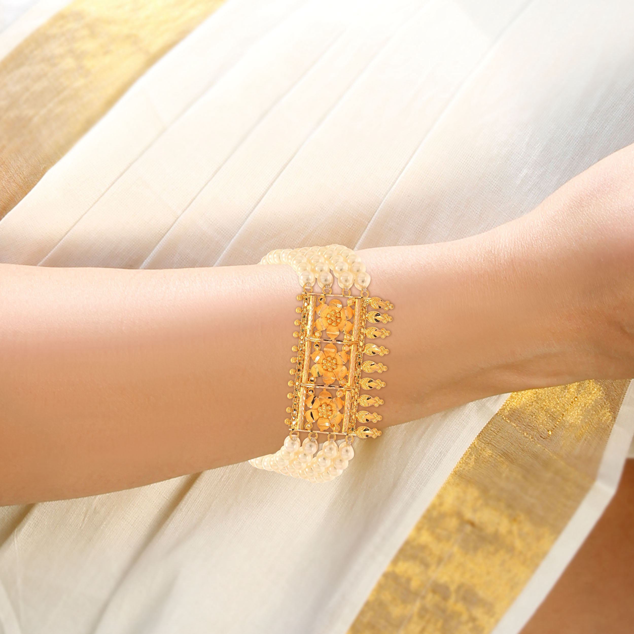 Heirloom Bloom Gold Mantasha - Senco Gold and Diamonds