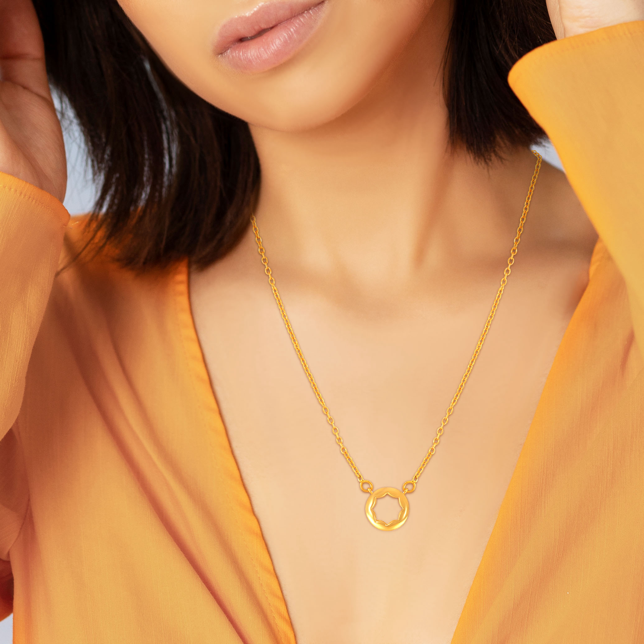 Geometric Starburst Gold Chain Pendant  - Senco Gold and Diamonds