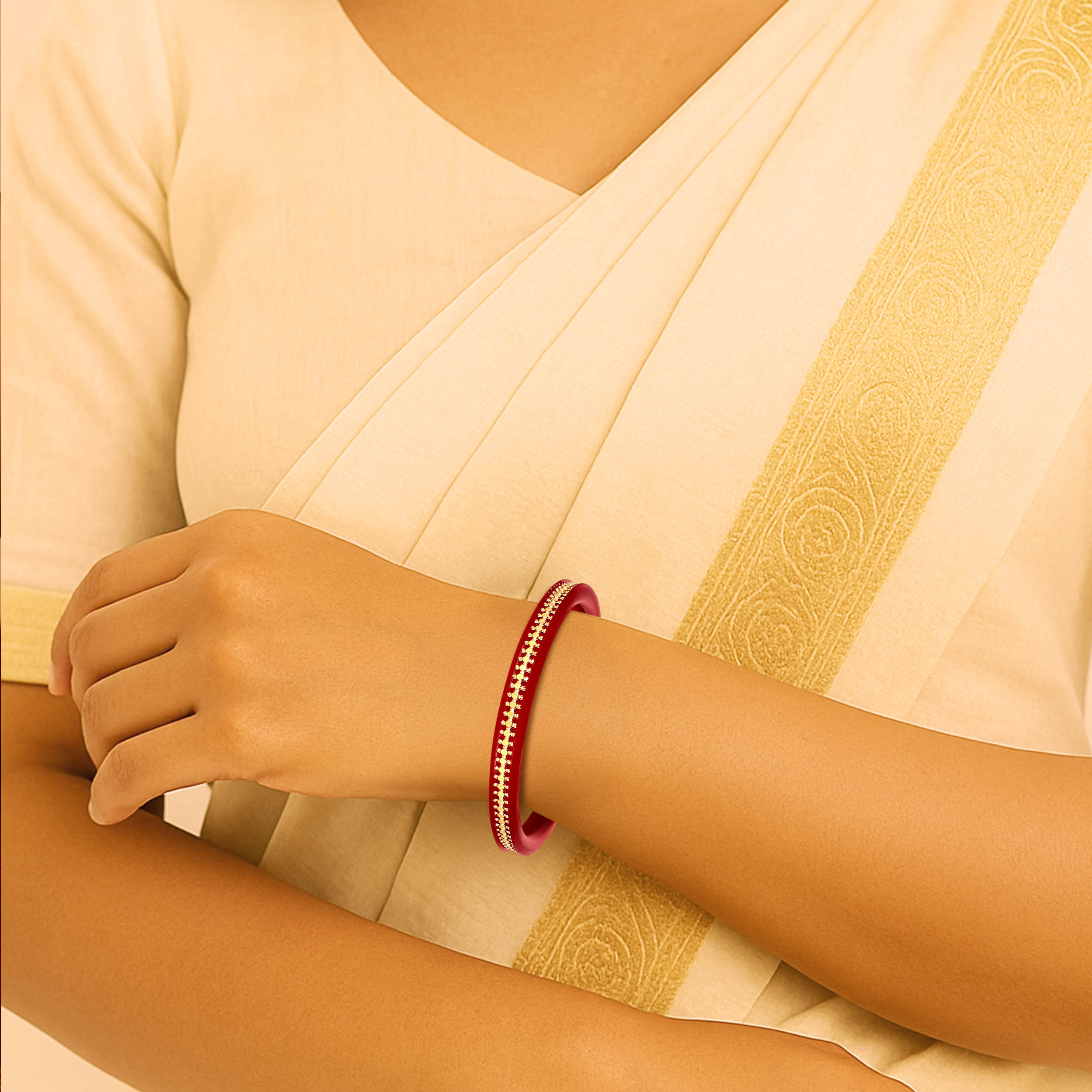 Gleam Line Gold Pola Bangle - Senco Gold and Diamonds