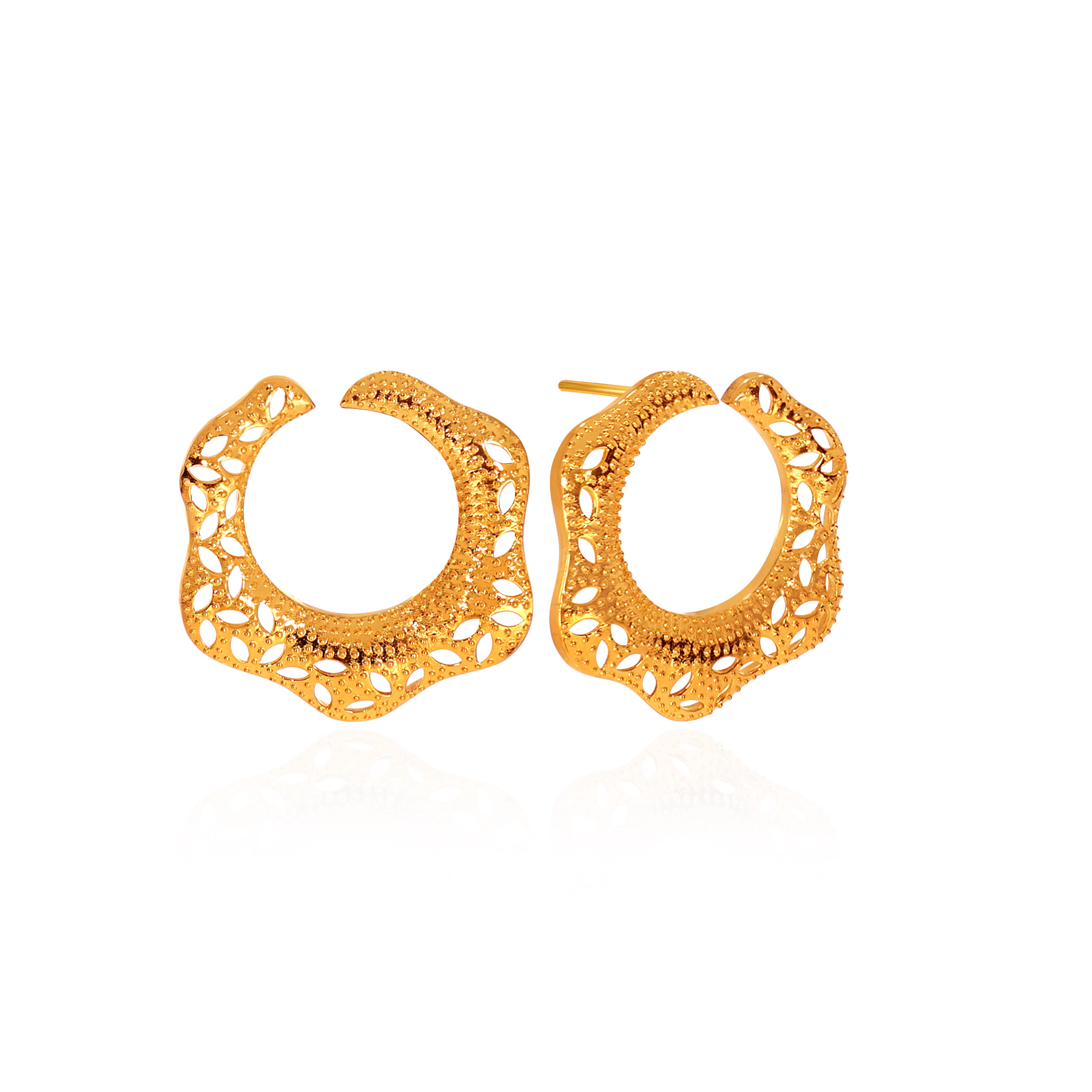 Leafy Waves Gold Studs - Senco Gold and Diamonds