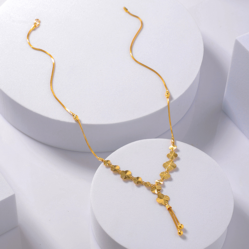 Radiant Flowerfall Gold Chain
 - Senco Gold and Diamonds