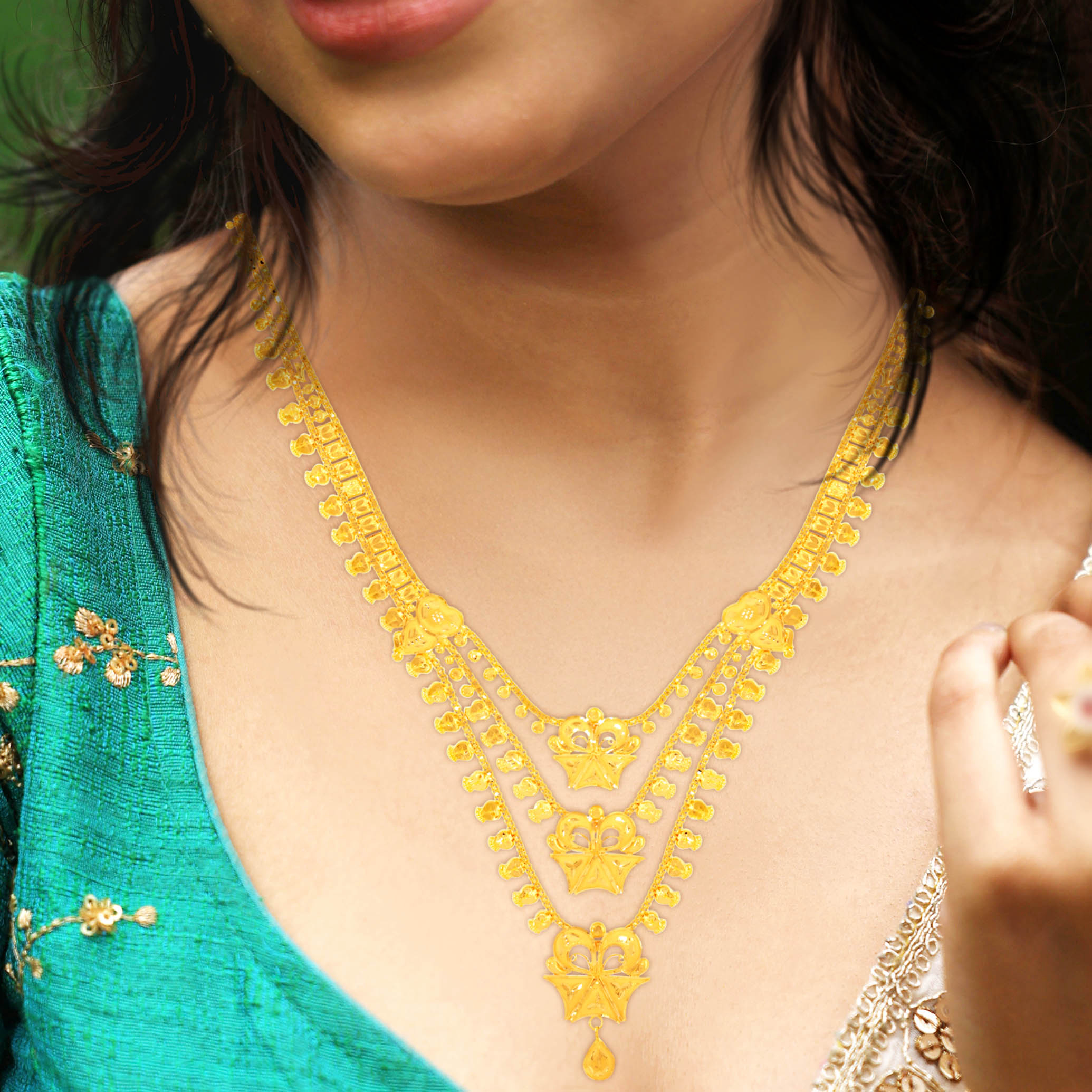 Layered Regal Gold Necklace - Senco Gold and Diamonds