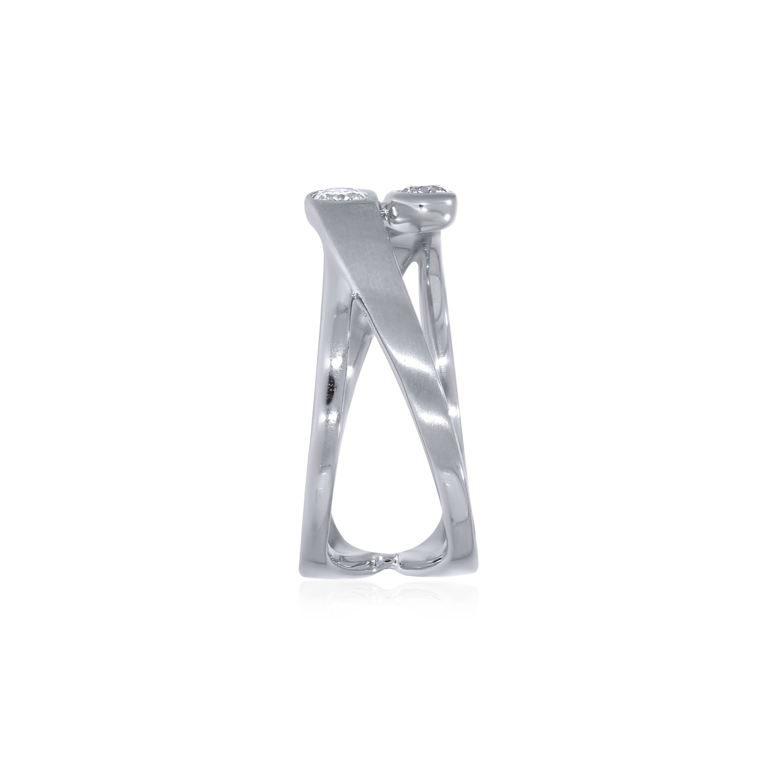 Fashionable Hug Platinum Ring - Senco Gold and Diamonds