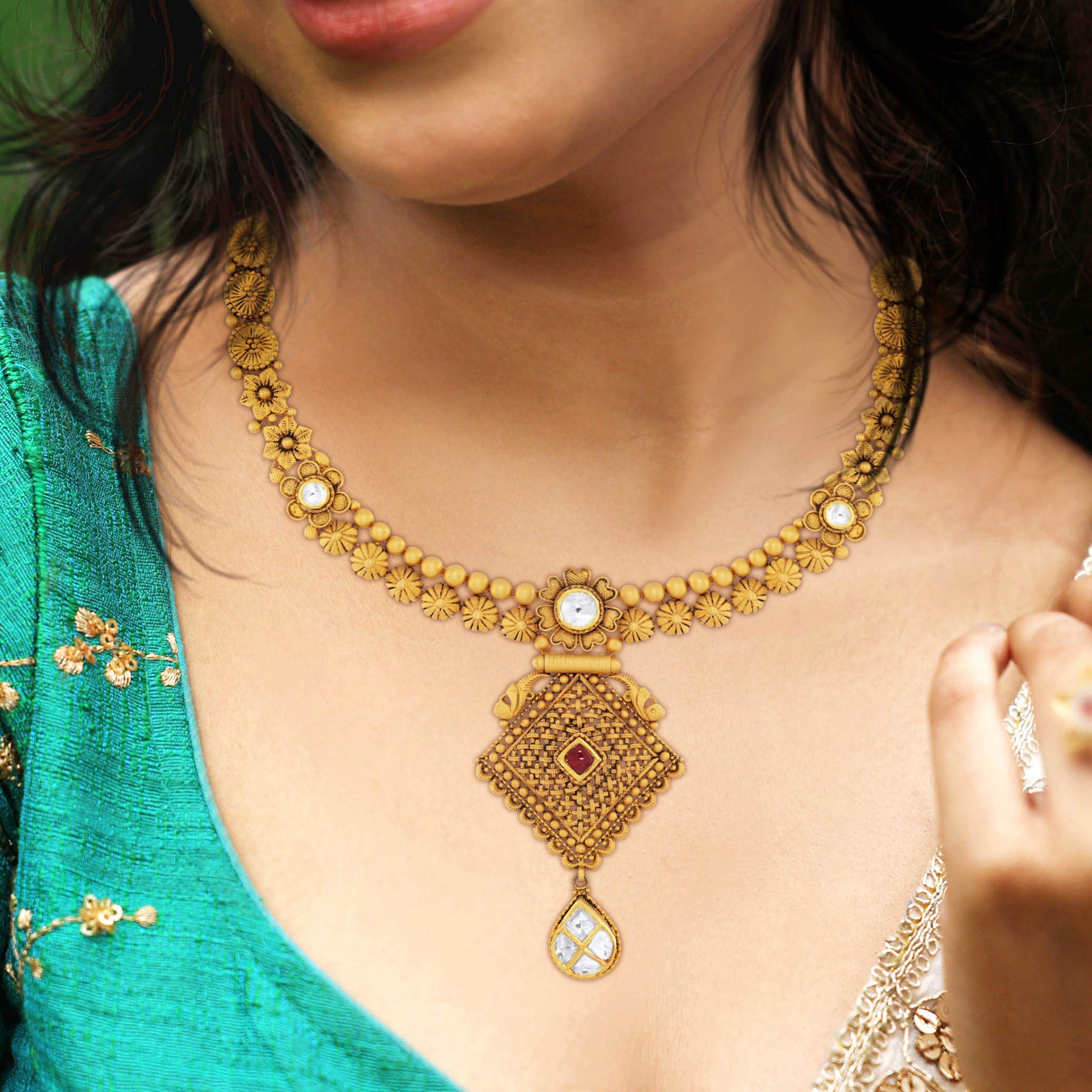 Woven Heritage Gold Necklace - Senco Gold and Diamonds