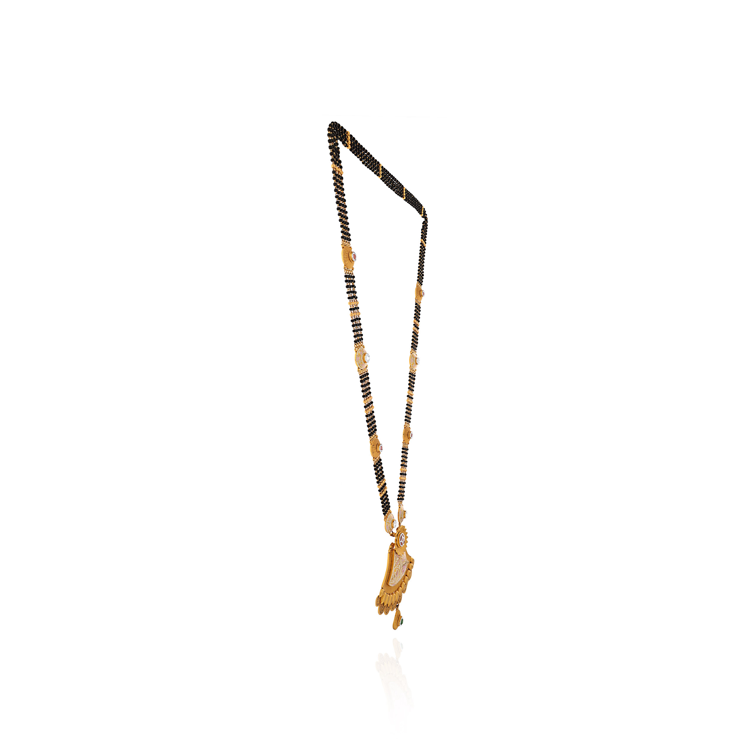 Vintage Glow Kundan Gold Mangalsutra - Senco Gold and Diamonds