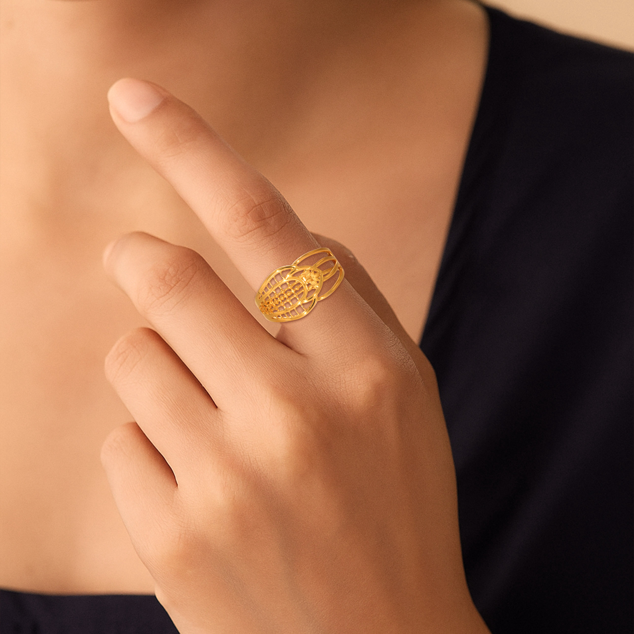 Delicate Drift Gold Ring - Senco Gold and Diamonds