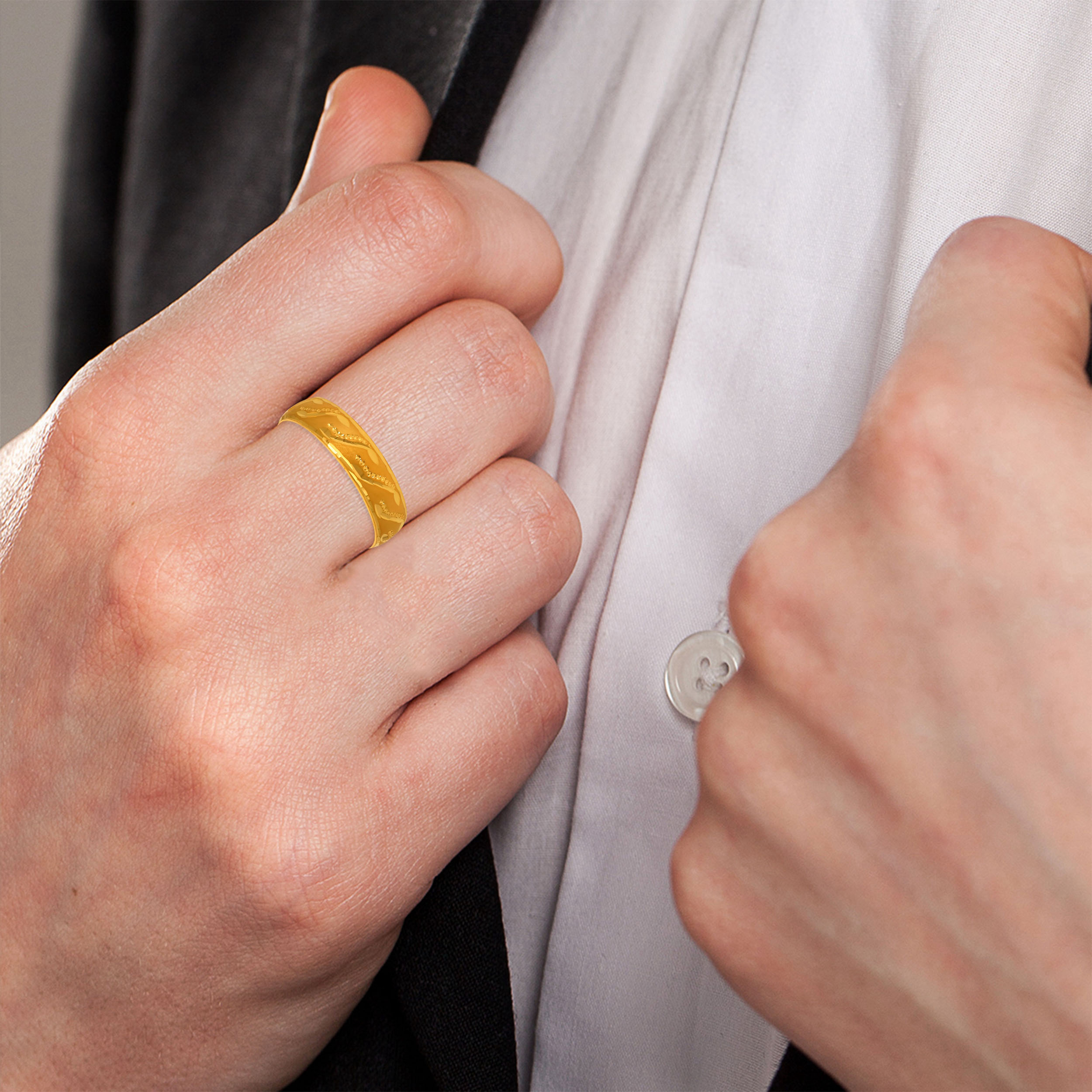 Fluid Crest Men's Gold Band - Senco Gold and Diamonds