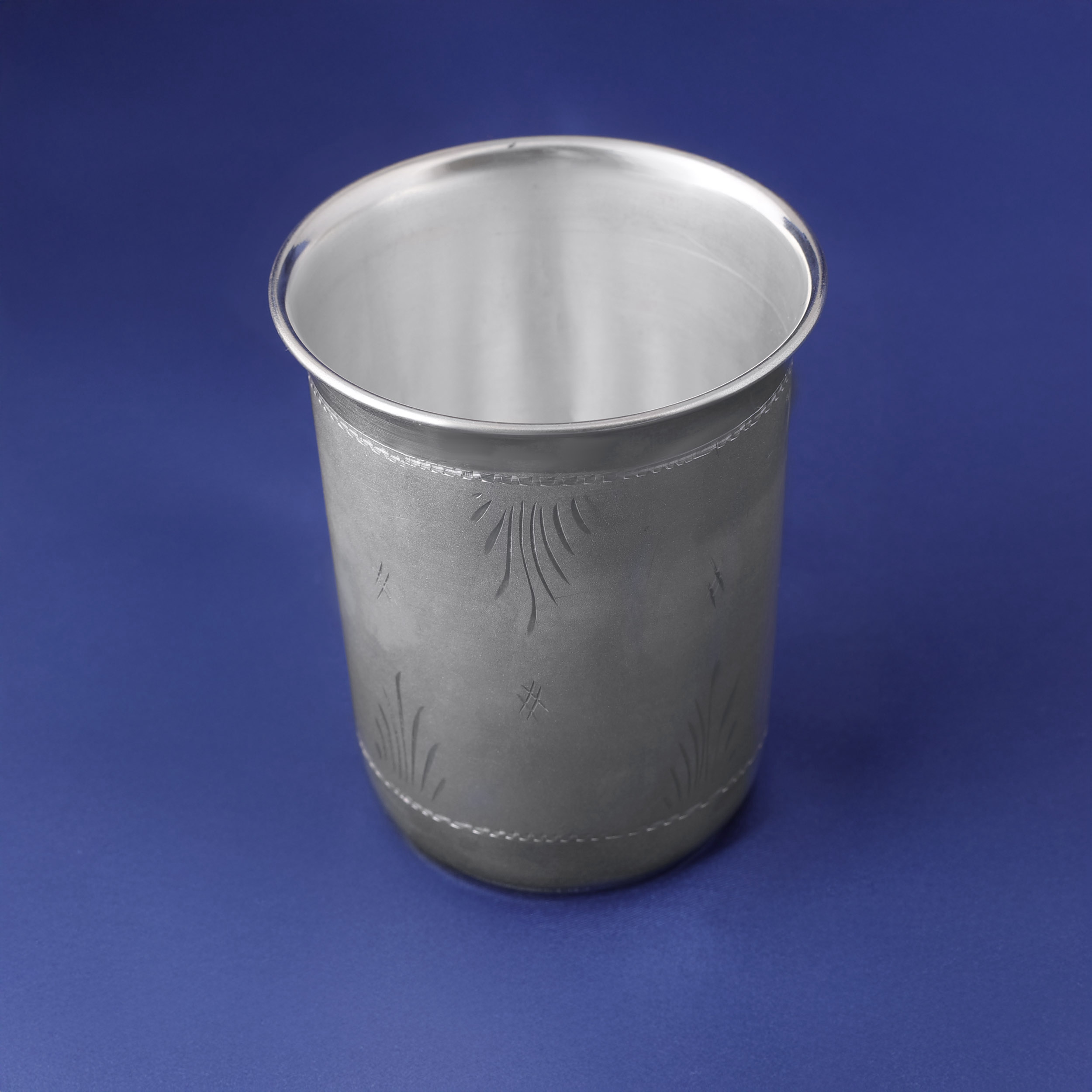 Artfully Designed Silver Glass - Senco Gold and Diamonds