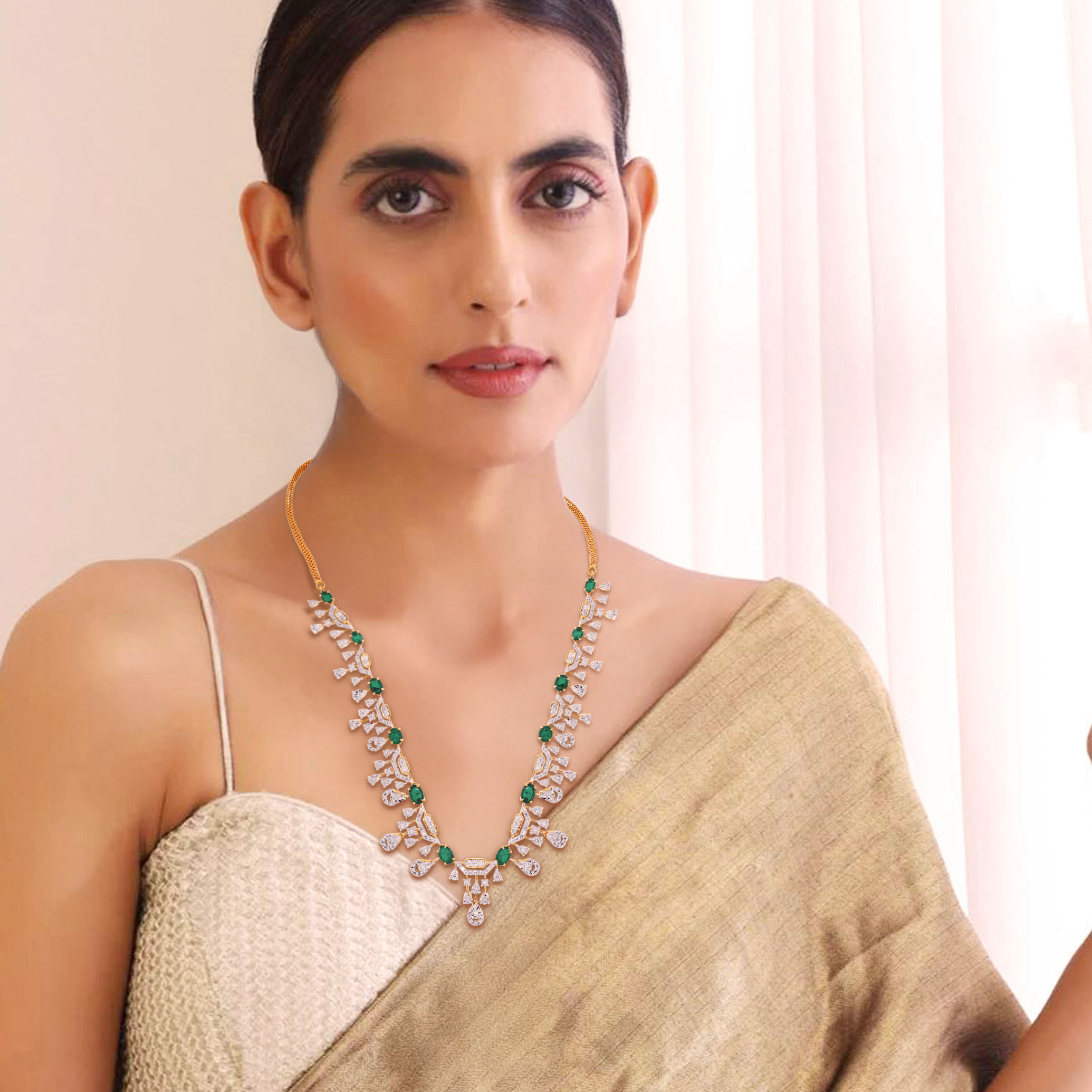 Verdant Opulence Diamond Gold Necklace - Senco Gold and Diamonds
