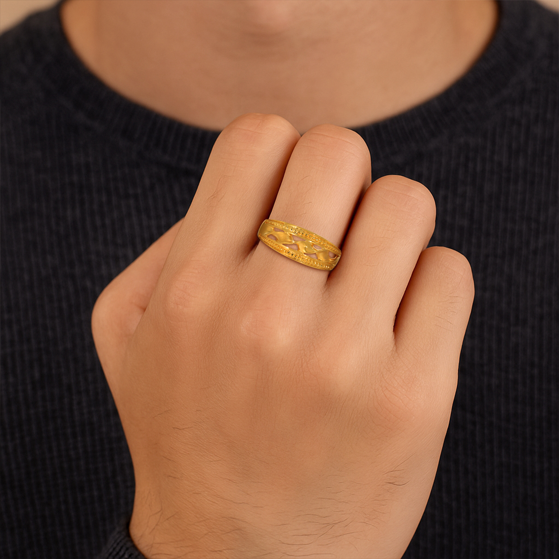 Artistic Swirl Cut-Out Gold Ring - Senco Gold and Diamonds