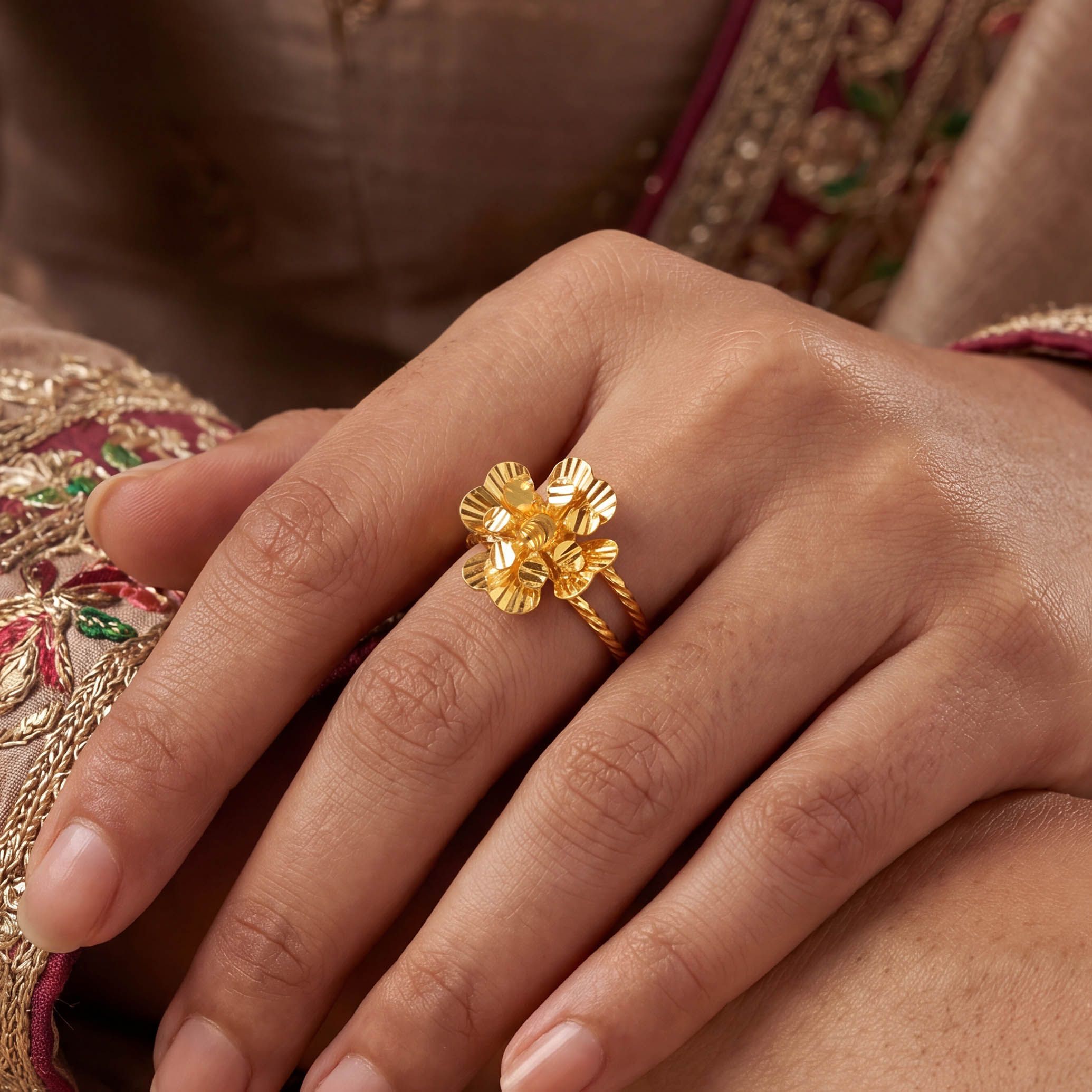 Floral Spark Gold Ring alternate view 3