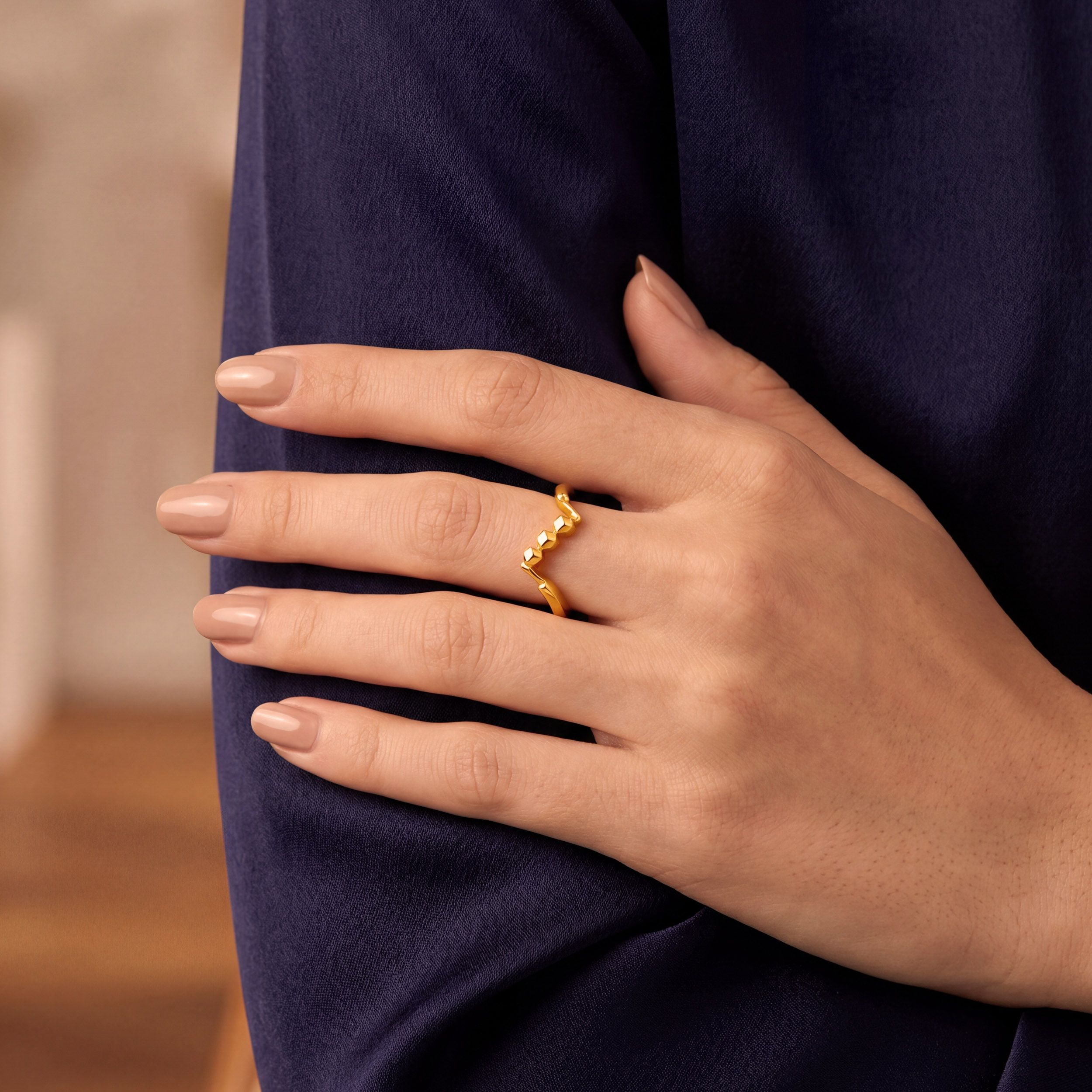 Faceted Bead Gold Ring image