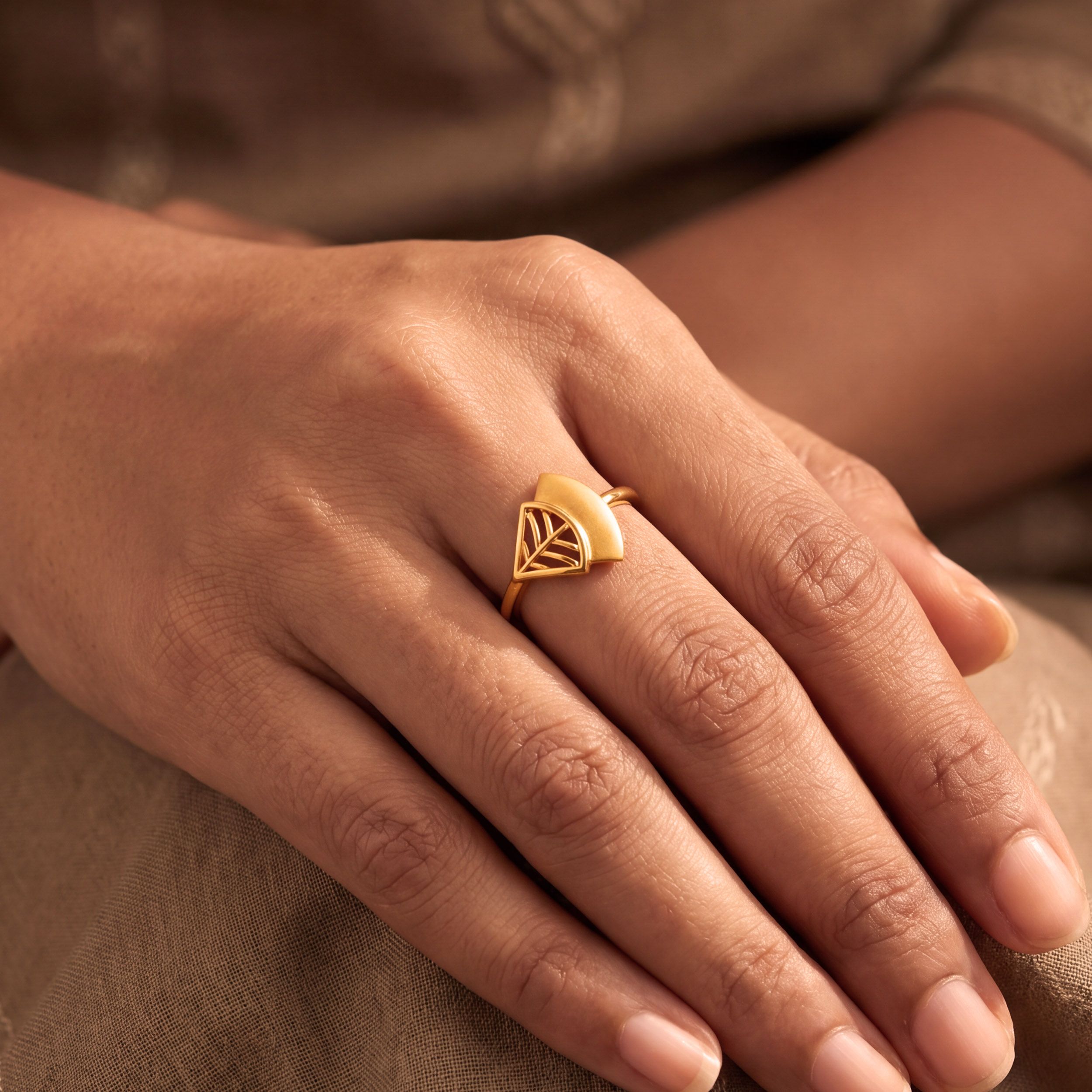 Gatsby Curve Gold Ring alternate view 3