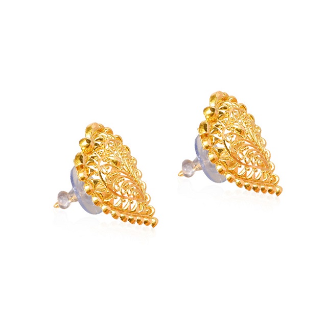 Meticulous Heart Gold Studs - Senco Gold and Diamonds