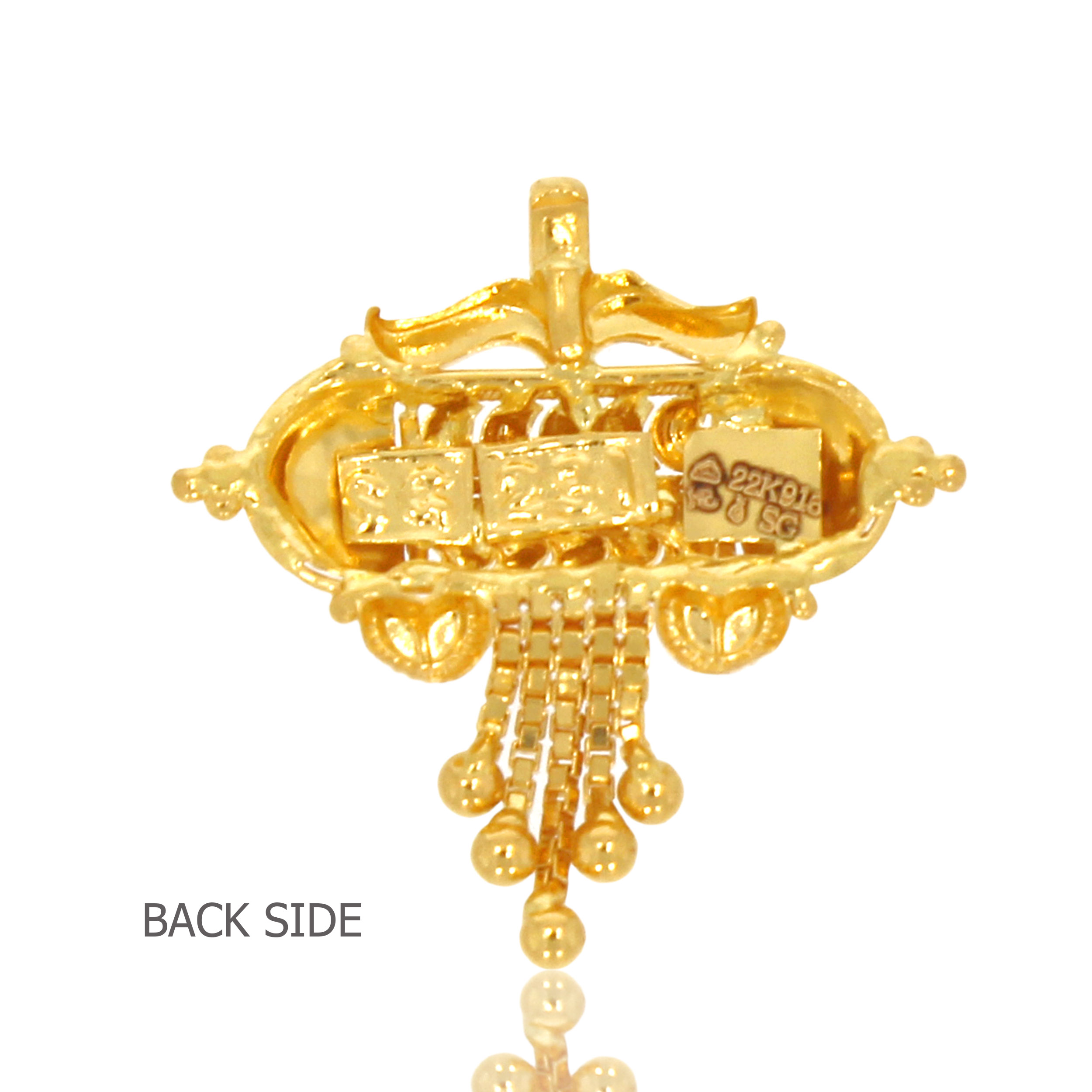 Striking Craft Gold Pendant - Senco Gold and Diamonds
