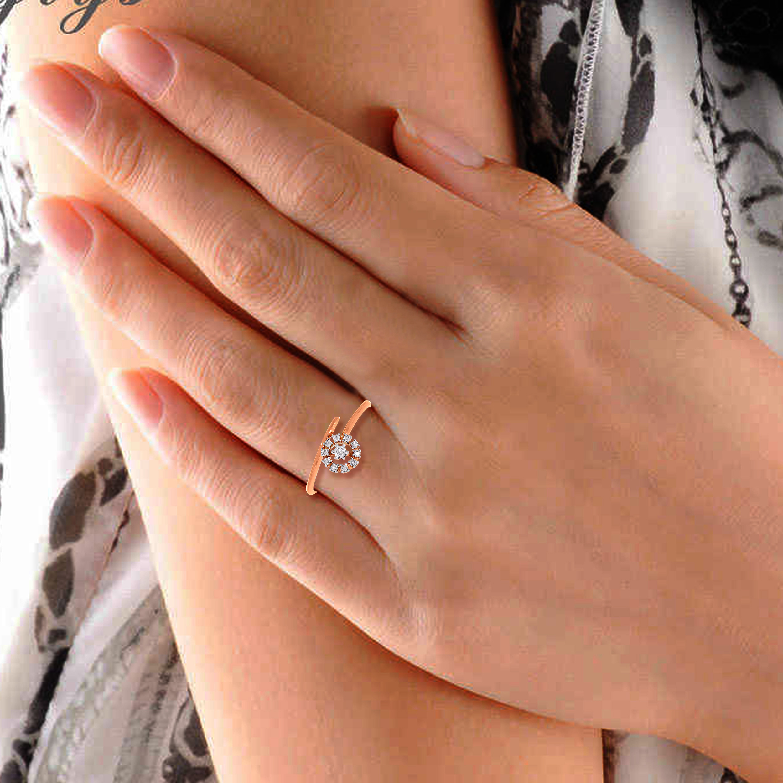 Modern Bloom Diamond Ring - Senco Gold and Diamonds