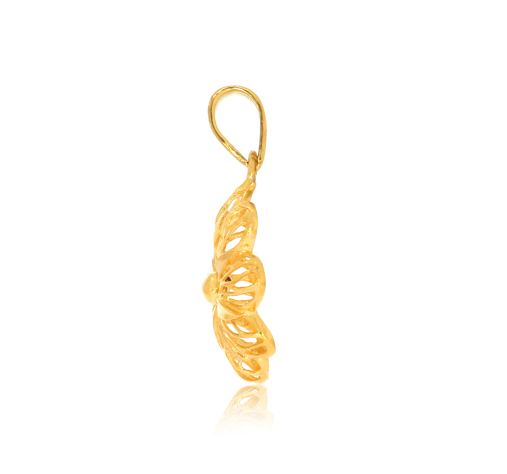 Overlapped Petals Gold Pendant - Senco Gold and Diamonds