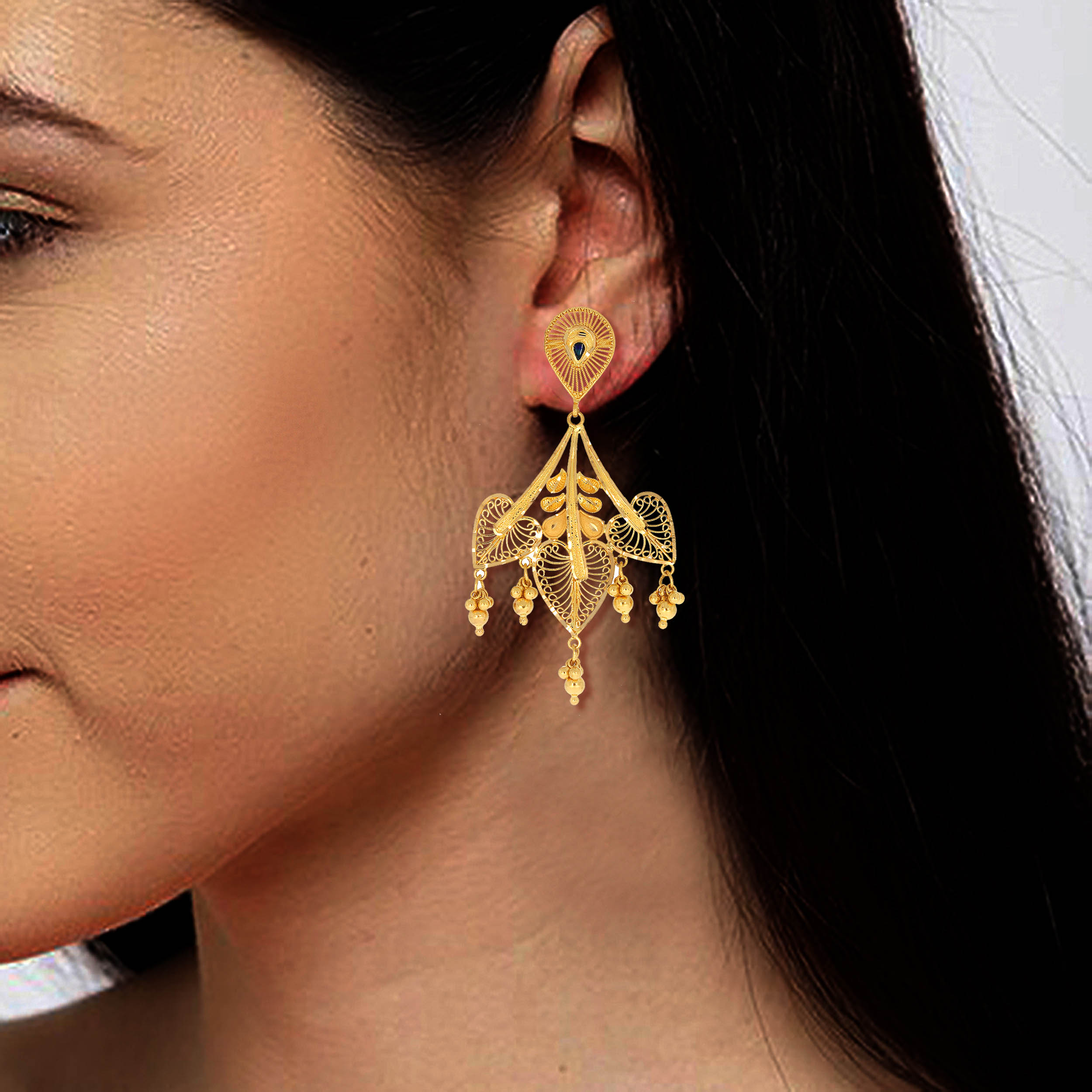 Monsoon Leaves Gold Earrings - Senco Gold and Diamonds