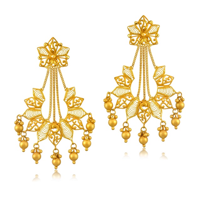 Modish Bloom Gold Danglers - Senco Gold and Diamonds