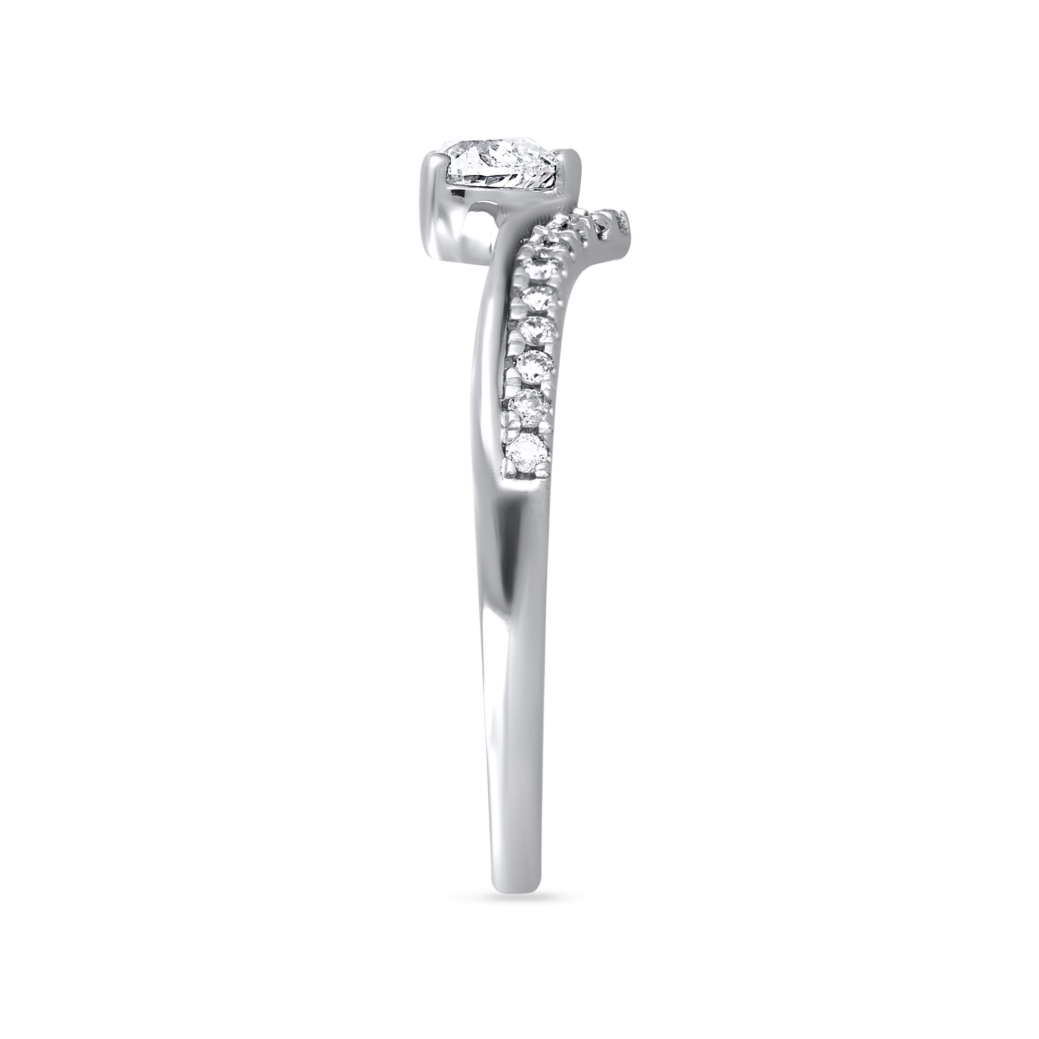 Luminous Heart Platinum Ring - Senco Gold and Diamonds