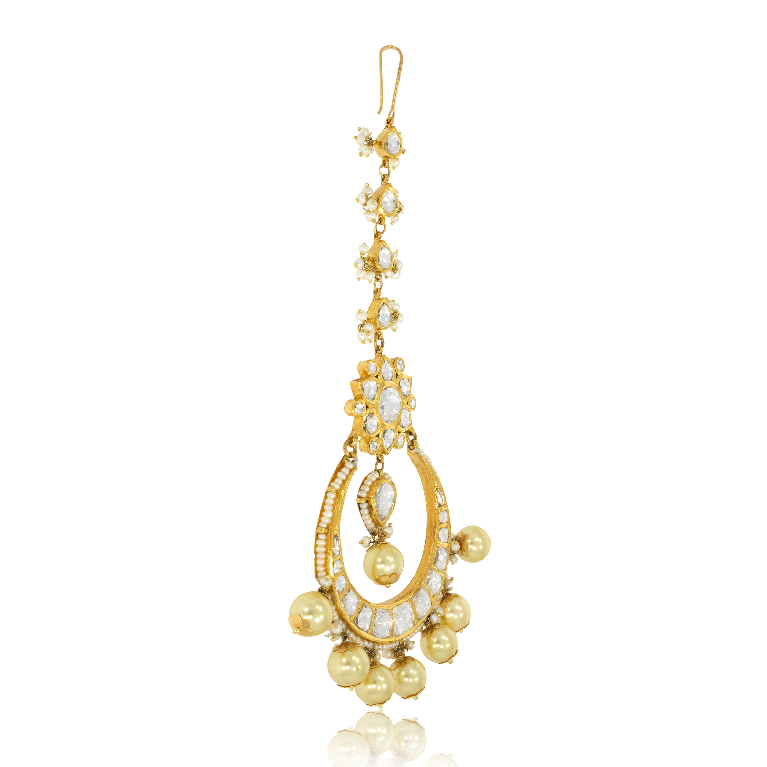 Intriguing Radiant Gold Maang Tikka - Senco Gold and Diamonds