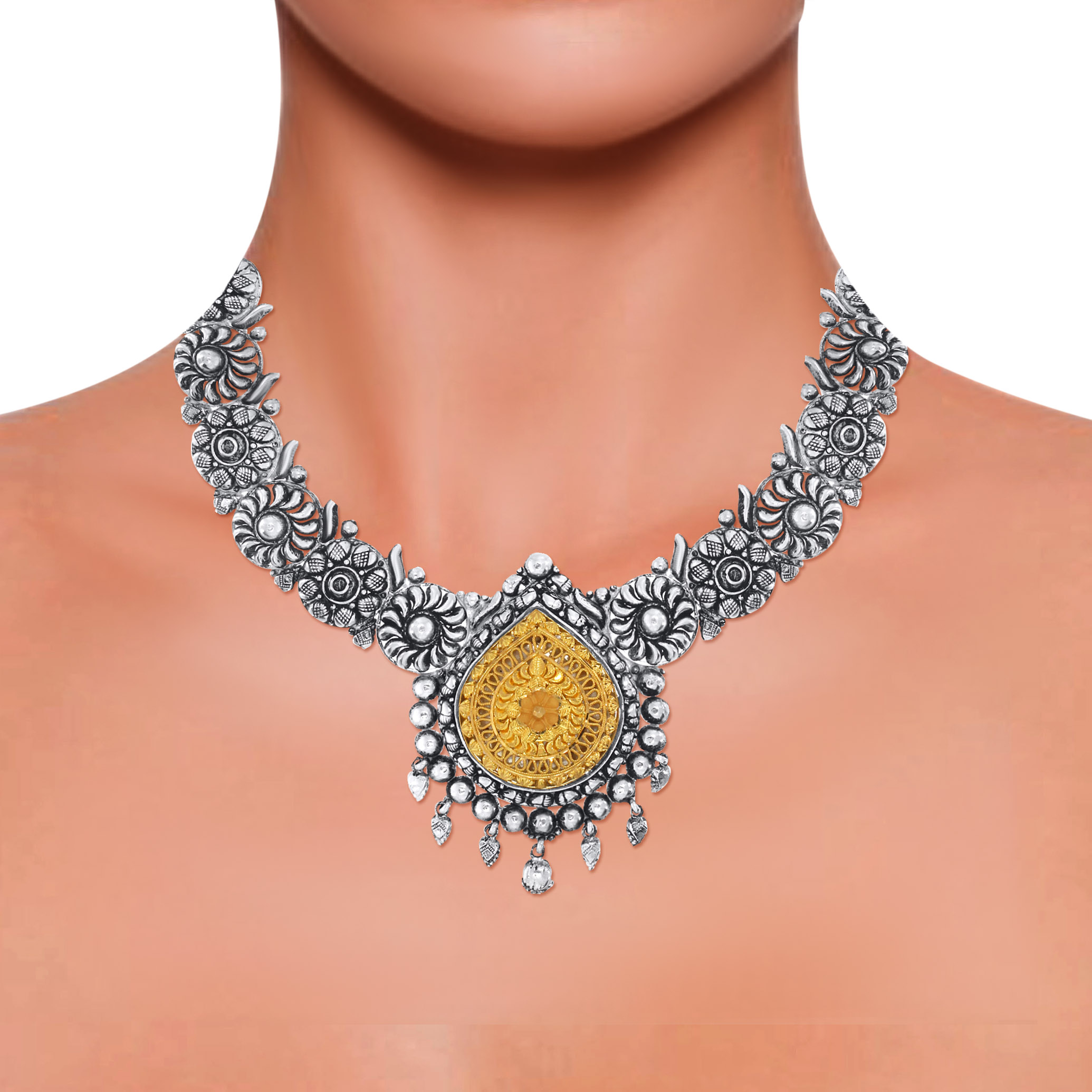 Artistic Floral Gold Necklace - Senco Gold and Diamonds