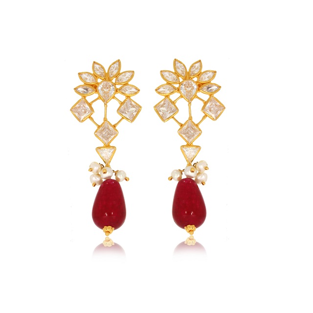 Elite Flower Gold Pendant Set - Senco Gold and Diamonds