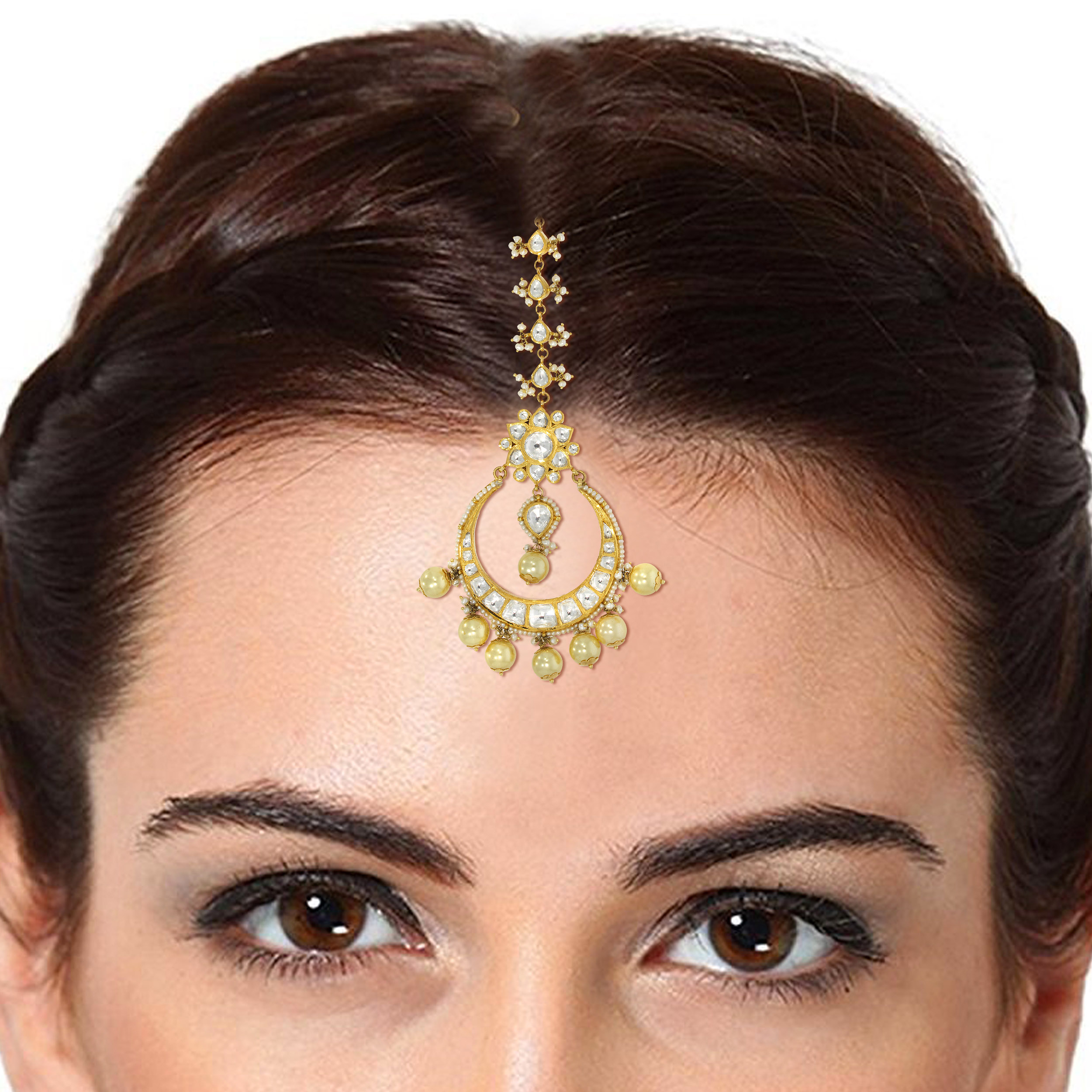Intriguing Radiant Gold Maang Tikka - Senco Gold and Diamonds