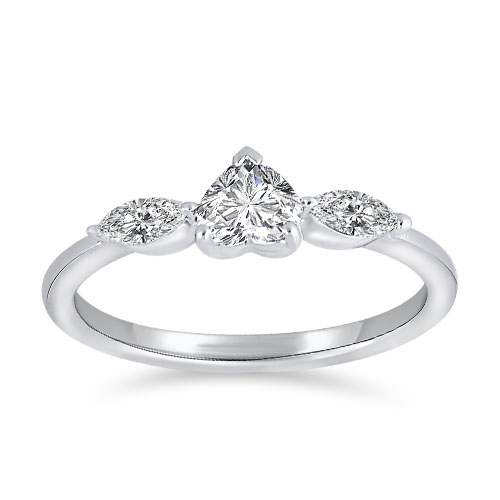 Queen Of The Heart Platinum Ring - Senco Gold and Diamonds