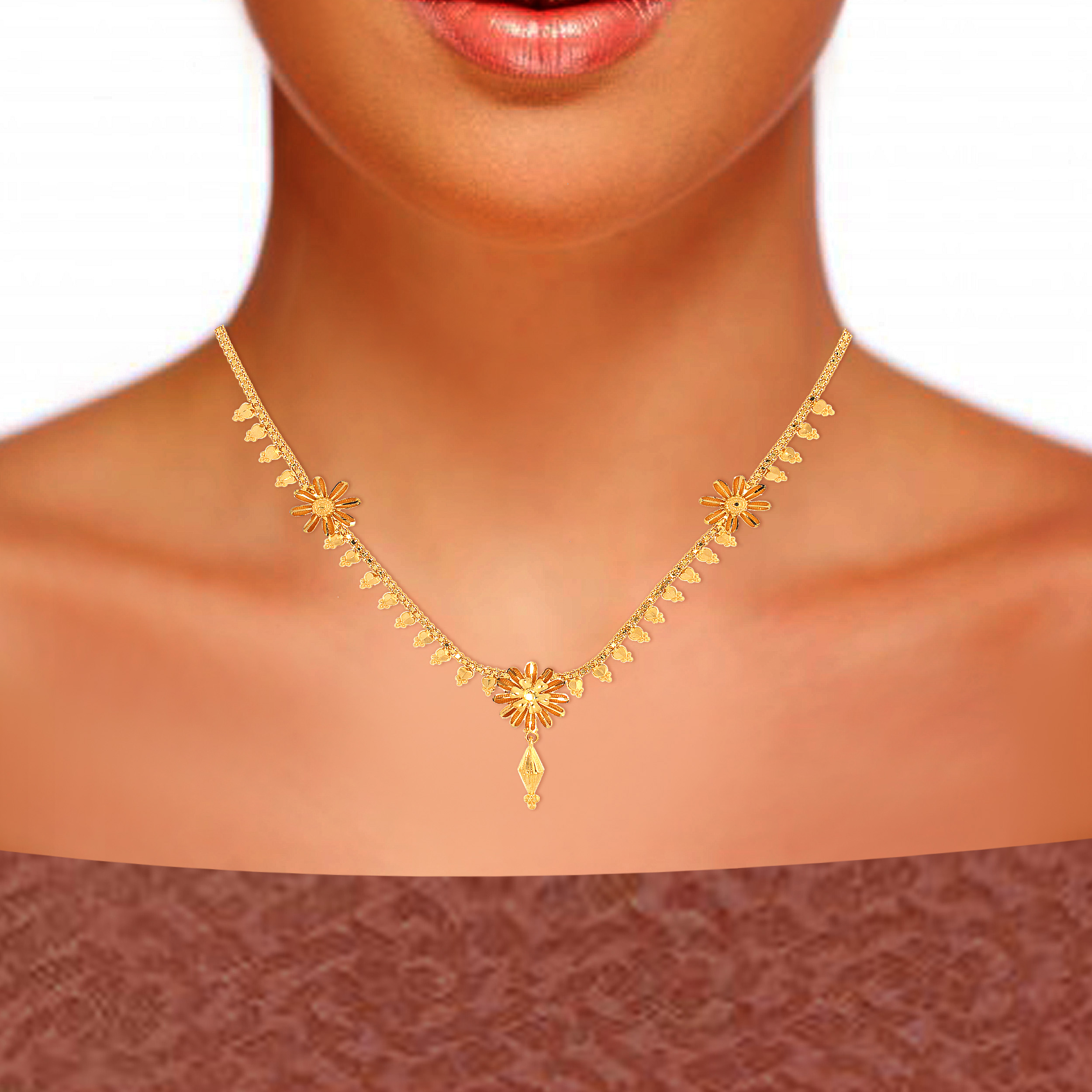 Tri Daisy Design Gold Necklace