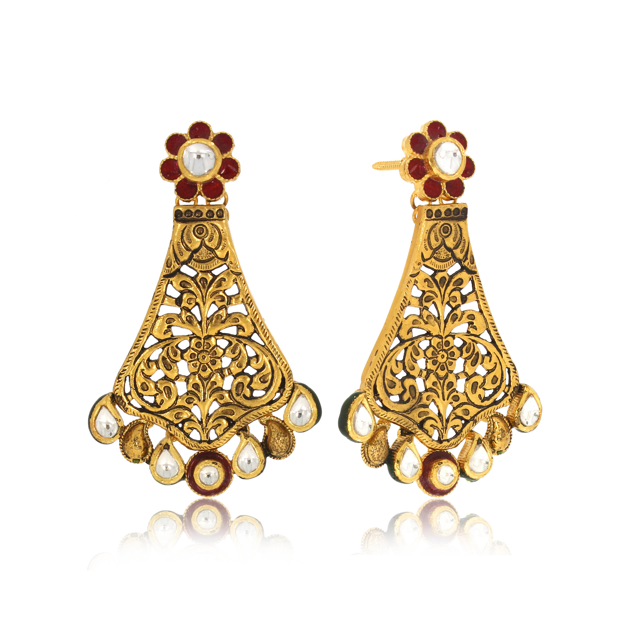 Pyramidal Craft Antique Gold Earrings - Senco Gold and Diamonds