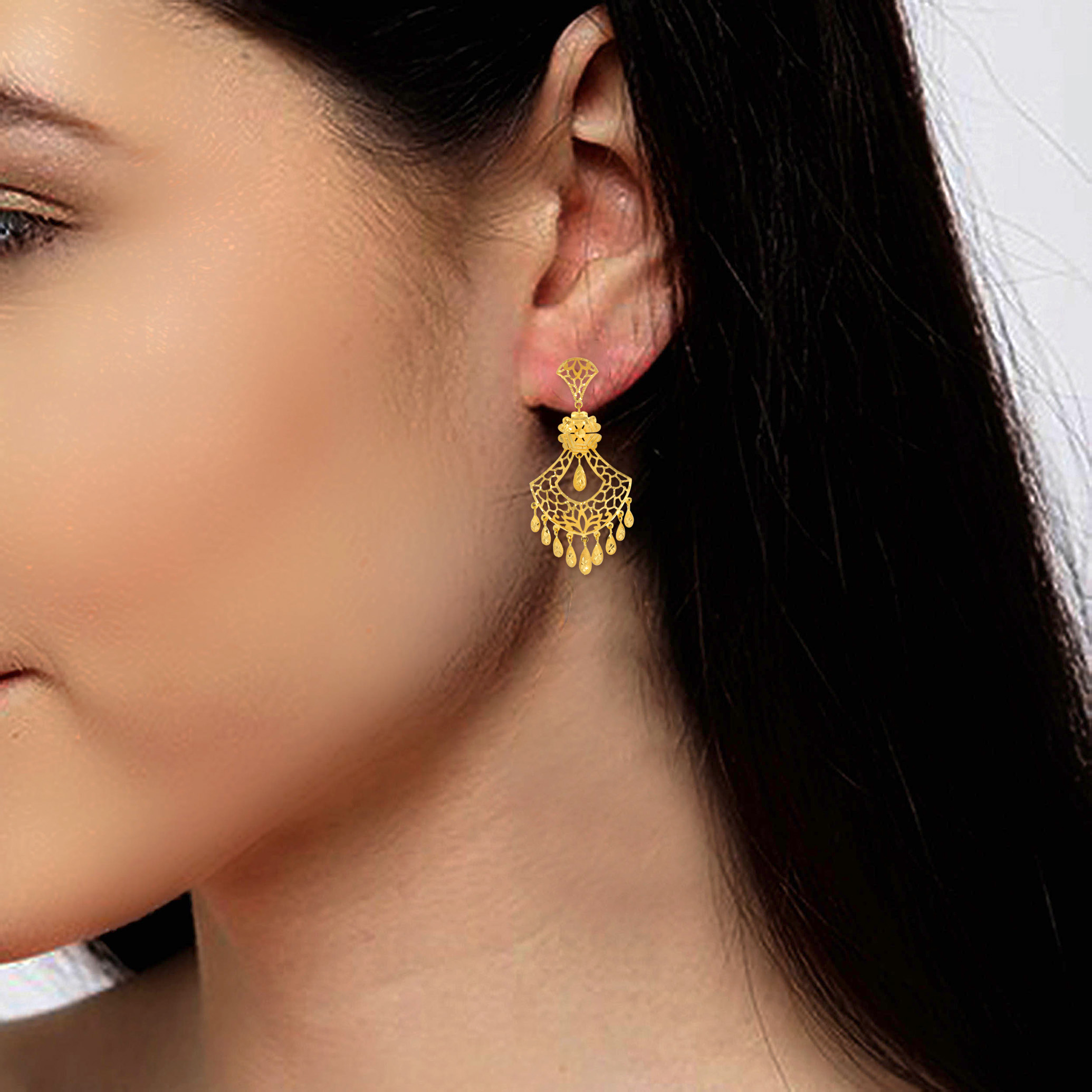 Admirable Art Gold Drop Earrings - Senco Gold and Diamonds